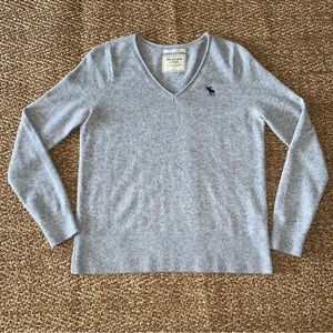 Cashmere A&F Women’s Sweater Large